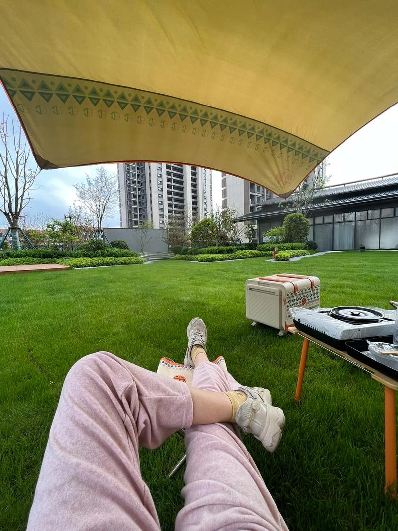 东方颂的业主们,招商物业喊你们来露营啦!绝美的露营地,来一场